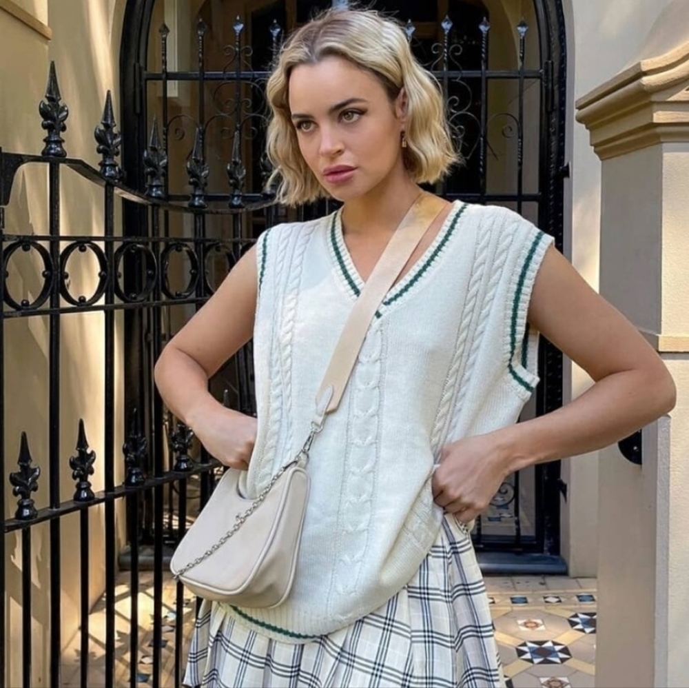 Princess Polly Cohen Oversized Cream Green Sweater Vest Sz M/L
